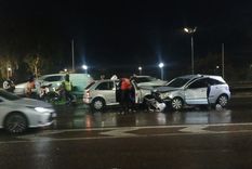 El accidente incolucró a tres vehículos. La causa del siniestro está bajo investigación.
