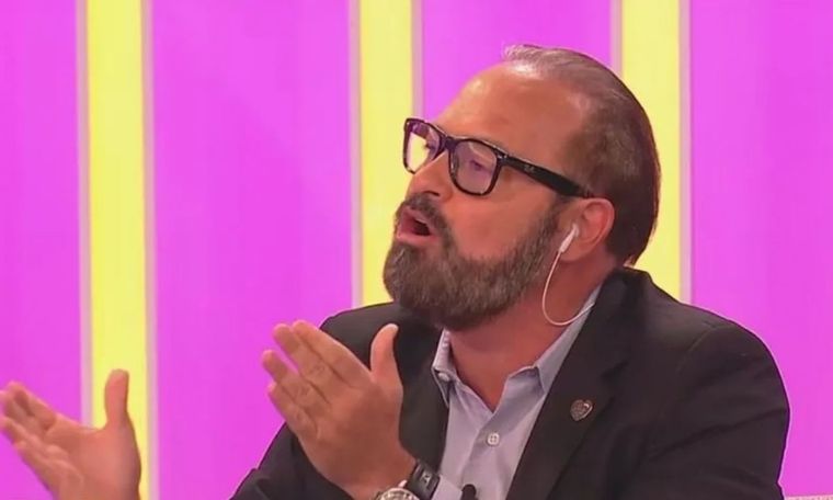 Tartu destrozó a un ex novio de Ricardo Fort El periodista aseguró que el joven se aprovechaba del empresario Foto: Captura de video América TV