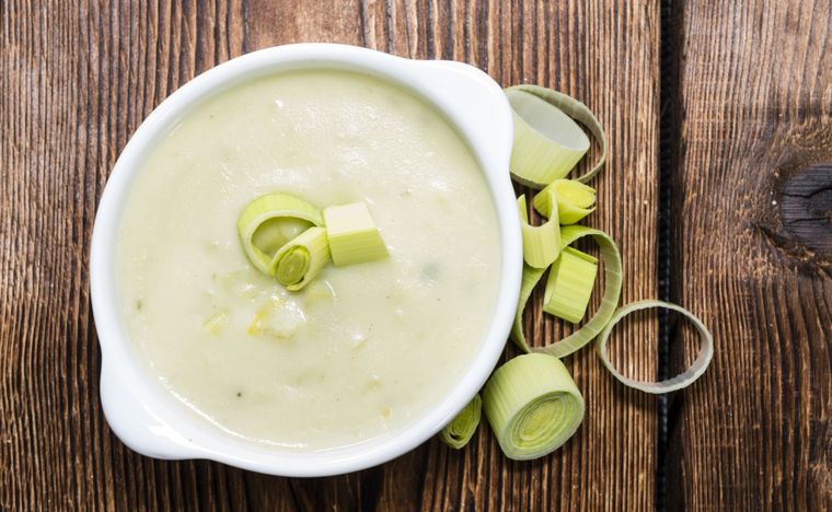 Sopa de puerro Una receta simple y deliciosa en minutos. Foto: Shutterstock
