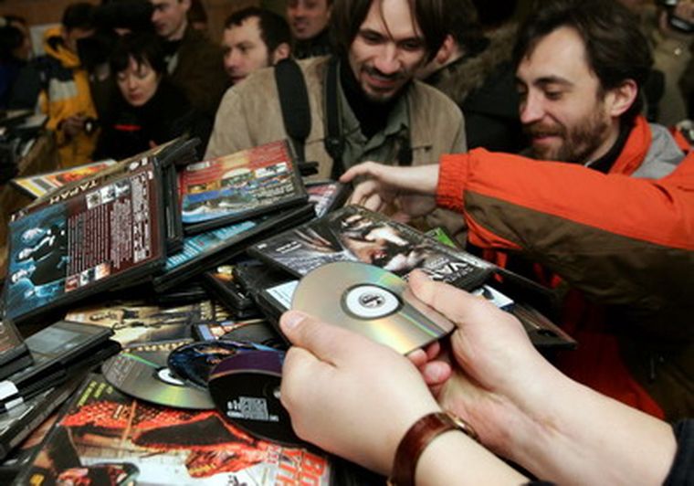 La venta de productos truchos funciona bien en Argentina. Foto: NA