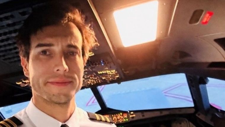 El instructor de vuelo fue identificado como Leandro Andrés Bertazzo.&nbsp;