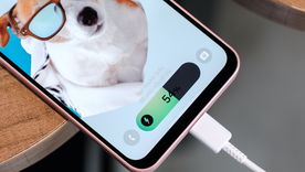 Usuarios de Samsung reportan fallas críticas de batería en sus teléfonos Galaxy tras una actualización.
