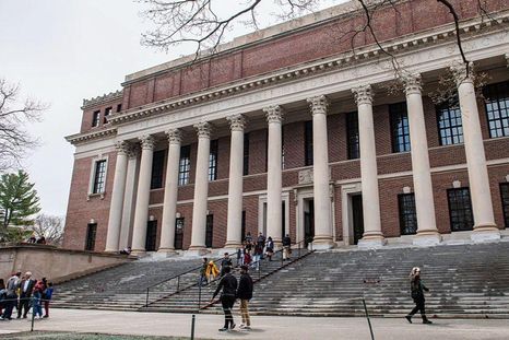 jueza anula millonarios recortes de fondos de la casa blanca a harvard, una victoria legal para la universidad que trump piensa apelar jueza anula millonarios recortes de fondos de la casa blanca a harvard, una victoria legal para la universidad que trump piensa apelar