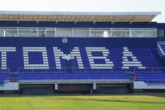 El Tomba recibirá a Gimnasia y Esgrima La Plata este jueves a las 17 en el Feliciano Gambarte El Tomba recibirá a Gimnasia y Esgrima La Plata este jueves a las 17 en el Feliciano Gambarte