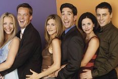 Distintas series, desde la comedia hasta el drama, se convierten en aliadas para aprender inglés de manera entretenida.