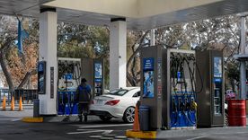 el titular de ypf descarto una suba plena de los combustibles porque bajaria aun mas el consumo el titular de ypf descarto una suba plena de los combustibles porque bajaria aun mas el consumo