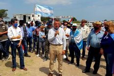 usurpacion: etchevehere denuncio a victoria donda y 100 funcionarios de alberto fernandez