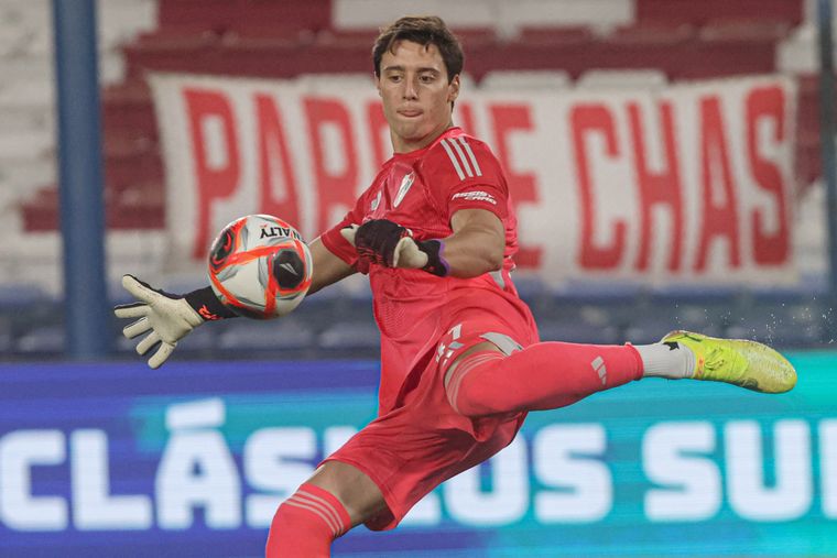 Santiago Beltrán, un nombre nuevo bajo los tres palos de River.&nbsp;