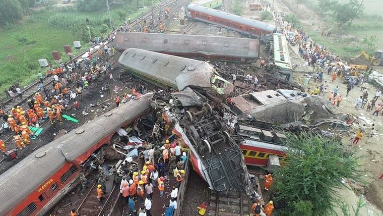 El choque de trenes dejó un saldo de 288 muertos y más de 900 heridos
