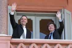 Nadie del Gobierno defendió a Manuel Adorni