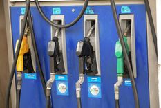 otra vez aumento la nafta en ypf: por que en algunas zonas es mas caro