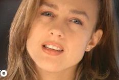 el drama de fey, la cantante de azucar amargo