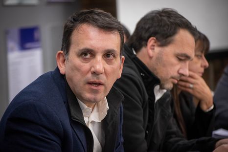 El bullying o acoso escolar será penalizado con sanciones a madres, padres o tutores. El bullying o acoso escolar será penalizado con sanciones a madres, padres o tutores.