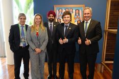 Javier Milei junto a Ajay Banga Foto: Javier Milei