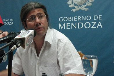 MDZol | Montoro comunicó el decreto de Jaque sin ser acompañado por alguien del Ejecutivo.