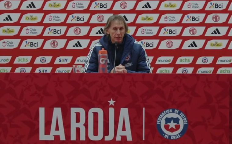 El DT habló ante los micrófonos. Foto: Captura