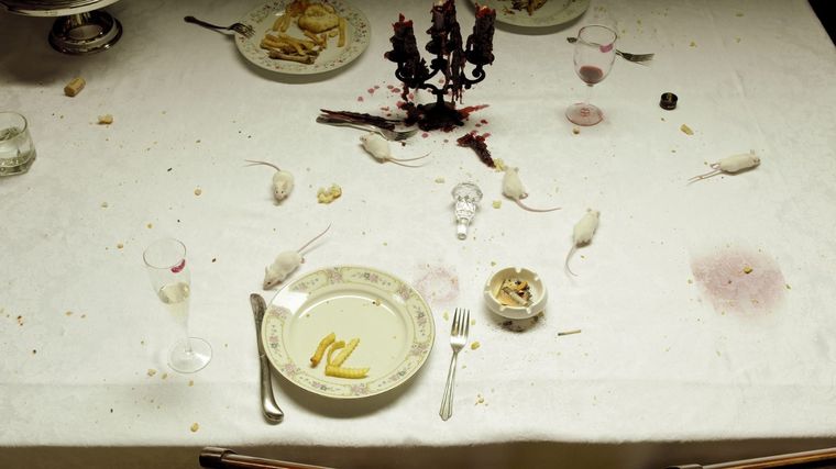 Lava los manteles inmediatamente después de su uso, así las manchas no se fijan. Foto: Archivo