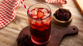 en 4 pasos te resolvemos la bebida del verano: limonada con hibiscus en 4 pasos te resolvemos la bebida del verano: limonada con hibiscus