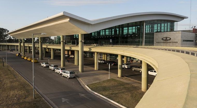 Otro aeropuerto fue oficializado como corredor seguro y recibirá pasajeros del exterior