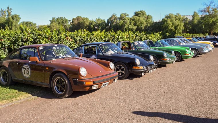 Los autos clásicos brillarán en escenarios únicos de Mendoza.