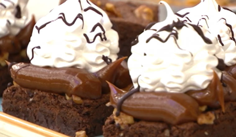 Una receta de brownie con dulce de leche y merengue ideal para los fanáticos del chocolate. Suave, húmedo y con ese toque argentino que lo hace único. Una receta de brownie con dulce de leche y merengue ideal para los fanáticos del chocolate. Suave, húmedo y con ese toque argentino que lo hace único.