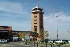 aeropuerto cerrado: afirman que el empleo en el sector turistico caera un 40%