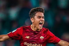 Dybala la rompió en la Roma: dos goles, caños y triunfo en el Olímpico. Dybala la rompió en la Roma: dos goles, caños y triunfo en el Olímpico.
