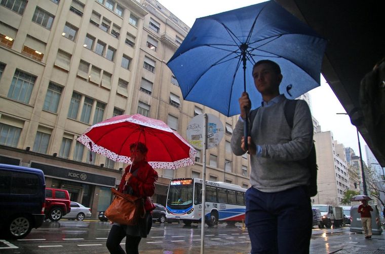 Si bien no hay un alerta por frío extremo en la provincia de Buenos Aires, el SMN prevé que la temperatura se mantendrá baja. Foto: NA