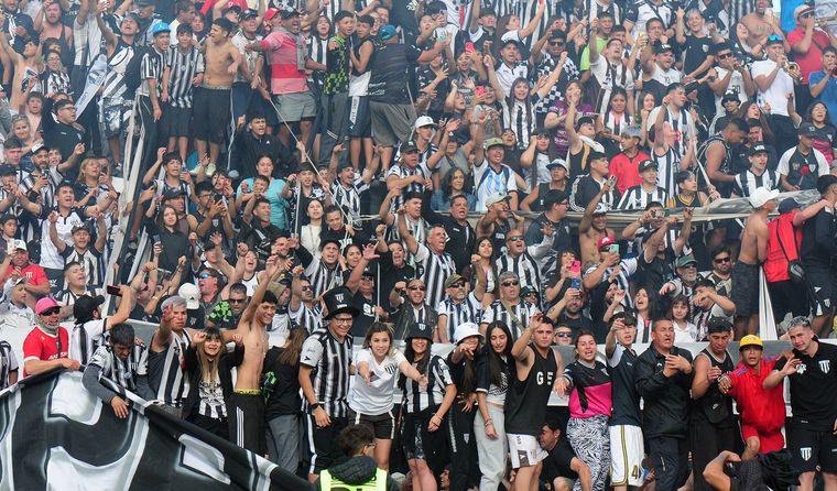 Miles de hinchas acompañarán al Lobo en Buenos Aires.&nbsp;&nbsp;