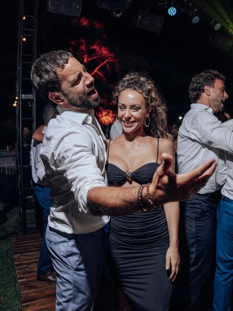 Las dificultades de la rutina cotidiana desgastaron un romance que supo ser de los más populares del espectáculo. Las dificultades de la rutina cotidiana desgastaron un romance que supo ser de los más populares del espectáculo.
