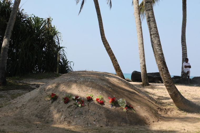 Asia conmemora 20 años del desastre Foto: EFE