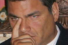 rafael correa escribe su primer mensaje facebook