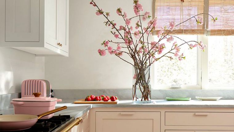 Rosa empolvado: un color neutro inesperado que combina elegancia y alegría..Foto: Benjamin Moore