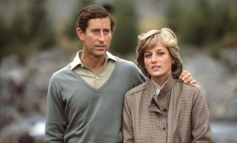 El Príncipe Carlos y la Princesa Diana de Gales Foto: El Periódico