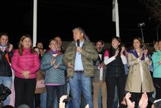 El gobernador electo de Neuquén, Rolando Figueroa, celebró la victoria en Plottier. Foto: Twitter @Rolo_Figueroa