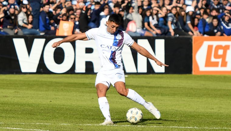 Lucas Arce (foto) y Andrés Meli no forman parte de la lista de concentrados de Godoy Cruz para el duelo con Rosario Central. Lucas Arce (foto) y Andrés Meli no forman parte de la lista de concentrados de Godoy Cruz para el duelo con Rosario Central.