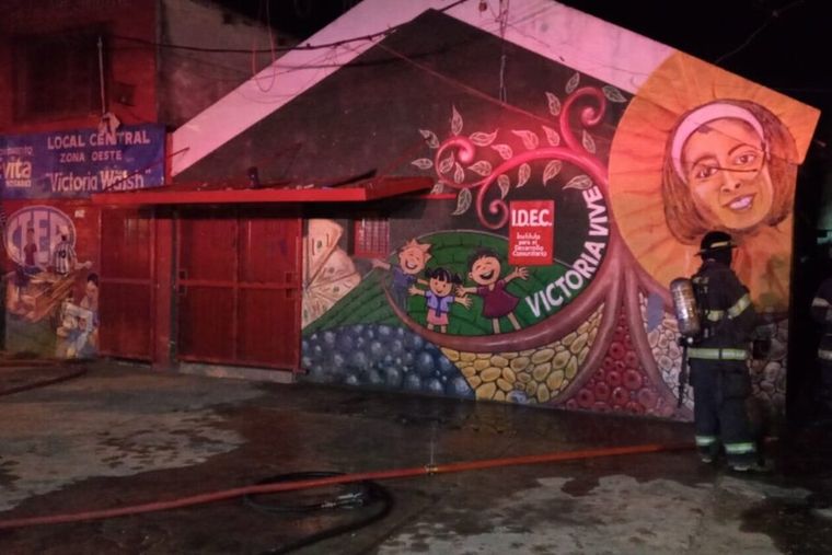 En el incendio murieron cuatro personas y hay un herido grave