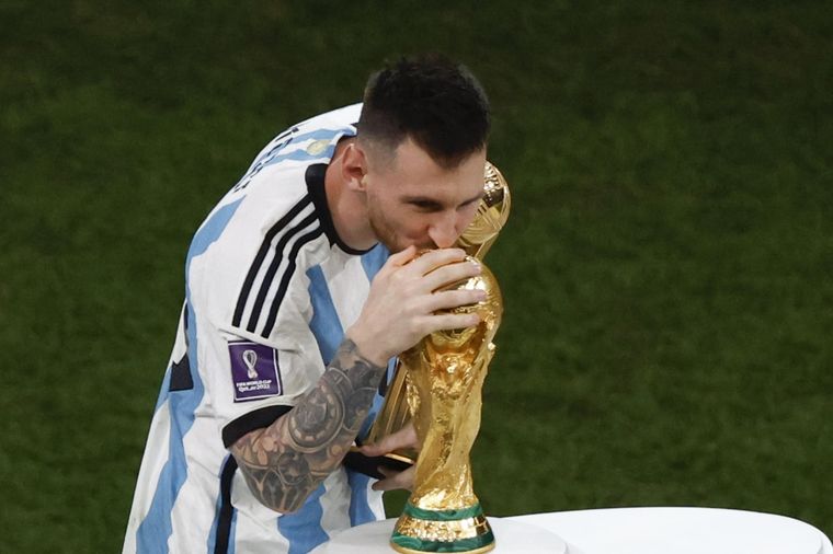 Messi aseguró que sigue en la Selección argentina. Foto: EFE