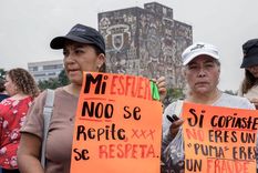 el escandalo de los examenes de la unam es una oportunidad para abandonar la escuela tradicional basada en la memoria
