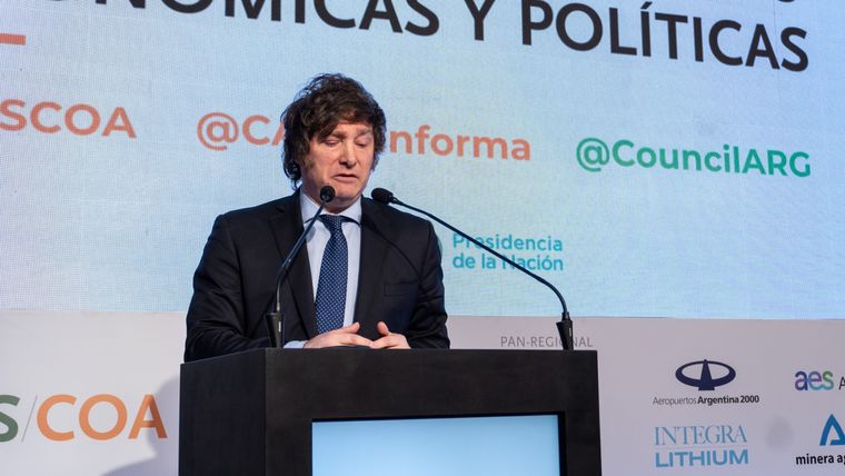 Javier Milei recibió un duro golpe de parte de los gobernadores en el Senado.