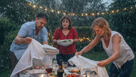 En varias provincias, la Nochebuena estará marcada por lluvias y tormentas que obligan a cambiar los planes. En varias provincias, la Nochebuena estará marcada por lluvias y tormentas que obligan a cambiar los planes.