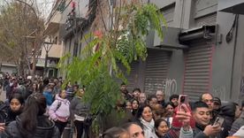 Cientos de ciudadanos atrapados en el delirio y caos en el centro mendocino tras la multitudinaria convocatoria. Cientos de ciudadanos atrapados en el delirio y caos en el centro mendocino tras la multitudinaria convocatoria.