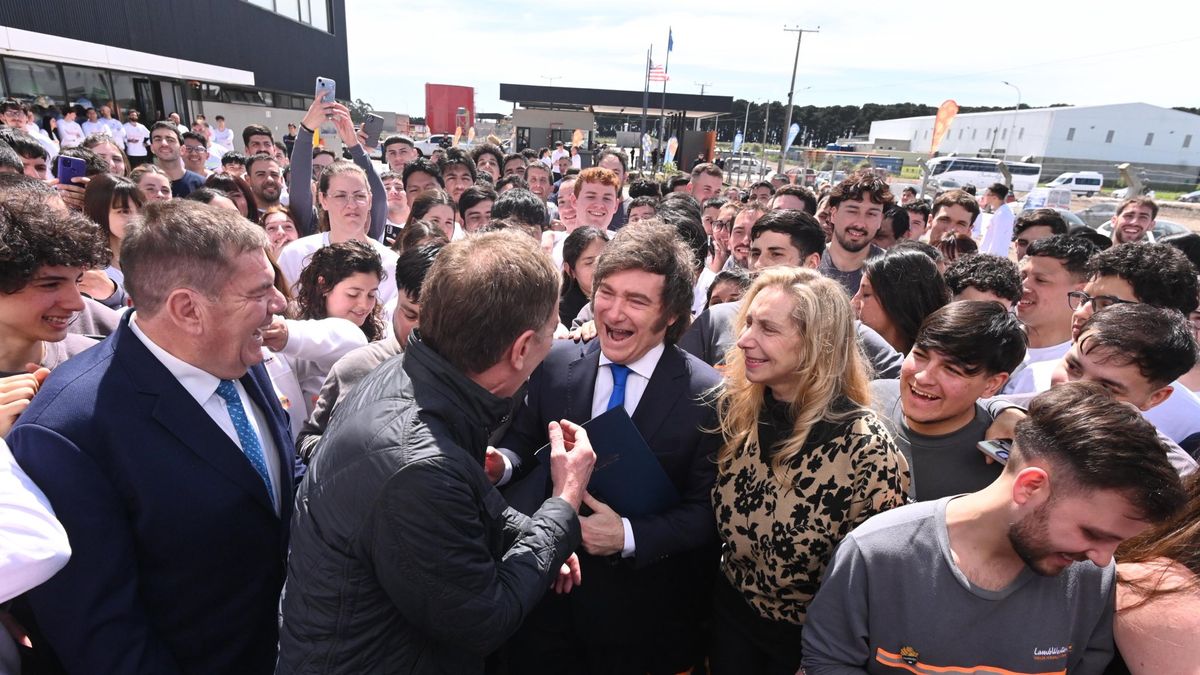 Javier Milei debe recurrir a "la casta" para salvar la ropa y el PRO ocupa el centro de la escena