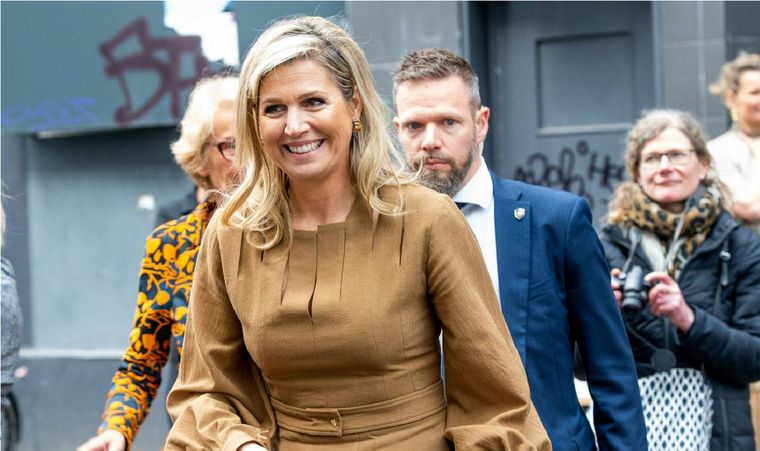 La reina Máxima de los Países Bajos apuesta por el traje de baño de dos piezas para disfrutar del calor. Foto: INSTAGRAM @koninklijkhuis