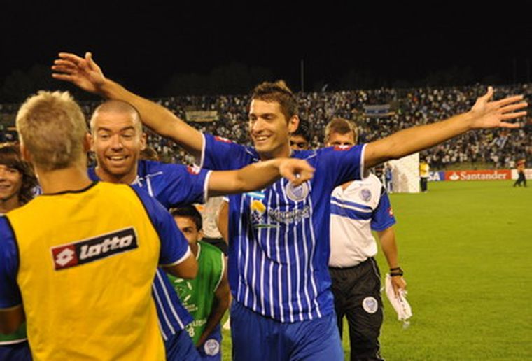 El triunfo más festejado. Foto: Pachy Reynoso/Mdz