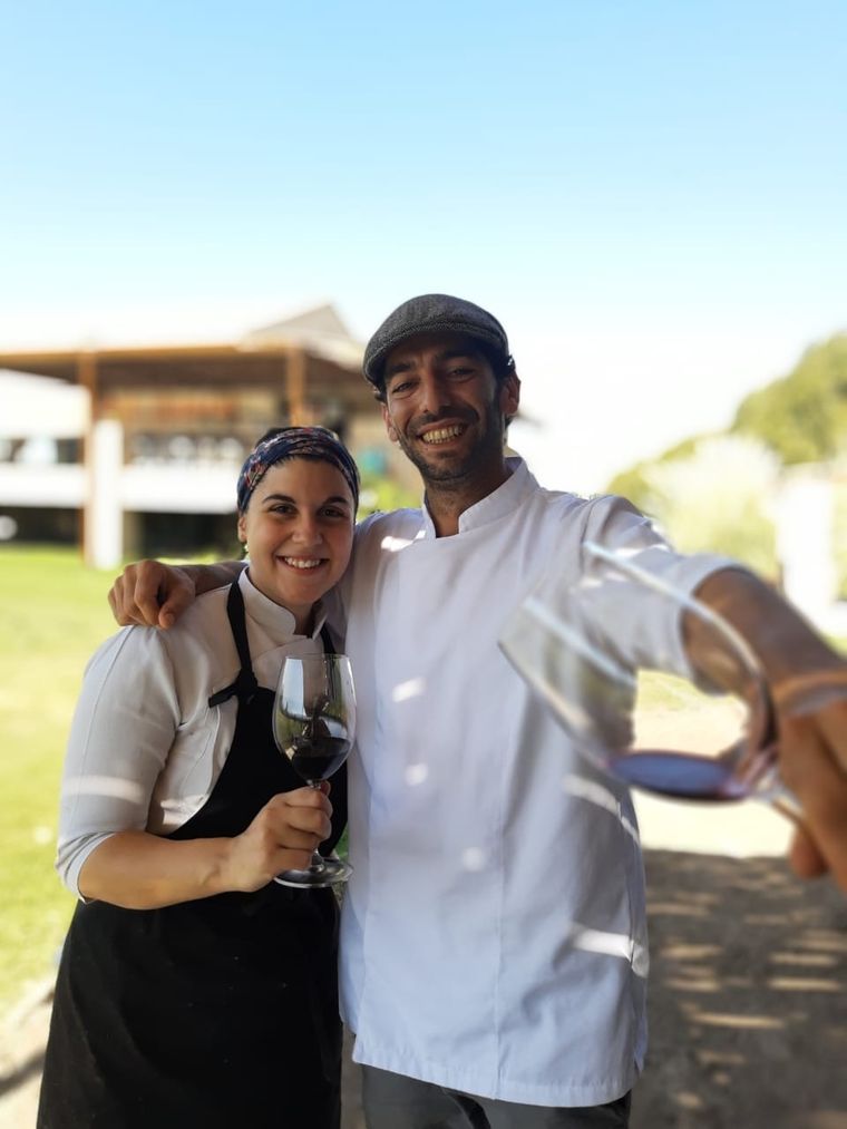 Yamila Dobranski y Juan Ventureyra, Chef Ejecutivo y responsable del Resto de Riccitelli Wines.