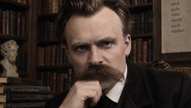 La frase de Friedrich Nietzsche vincula el humor con una forma más profunda de inteligencia. &nbsp;