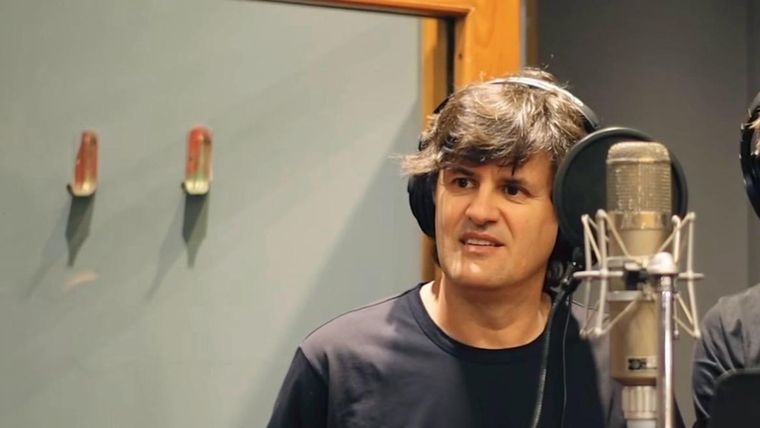 Andrés Ciro Martínez, cantante.