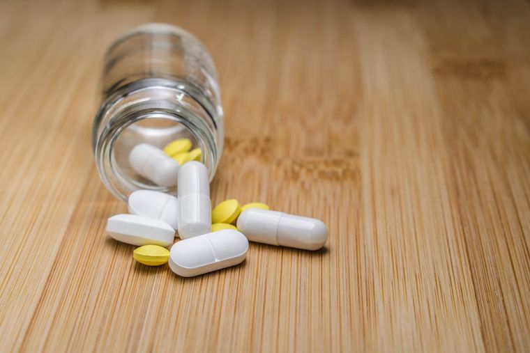 La Anmat alertó que el suplemento y el producto médico no contaban con registros válidos. Foto: Shutterstock