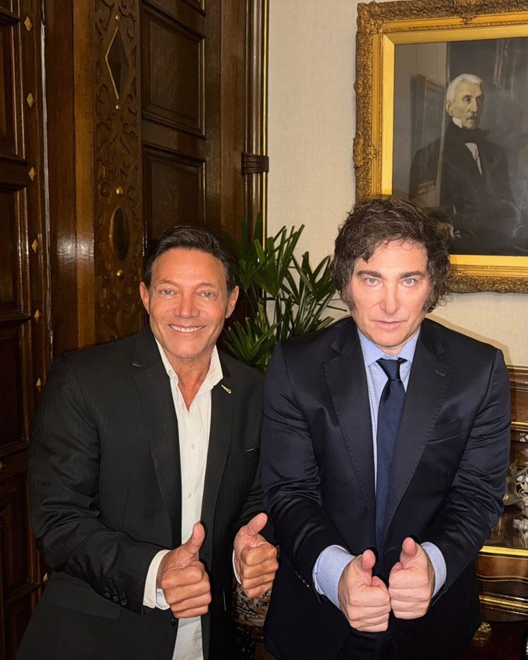 Javier Milei junto a Jordan Belfort.